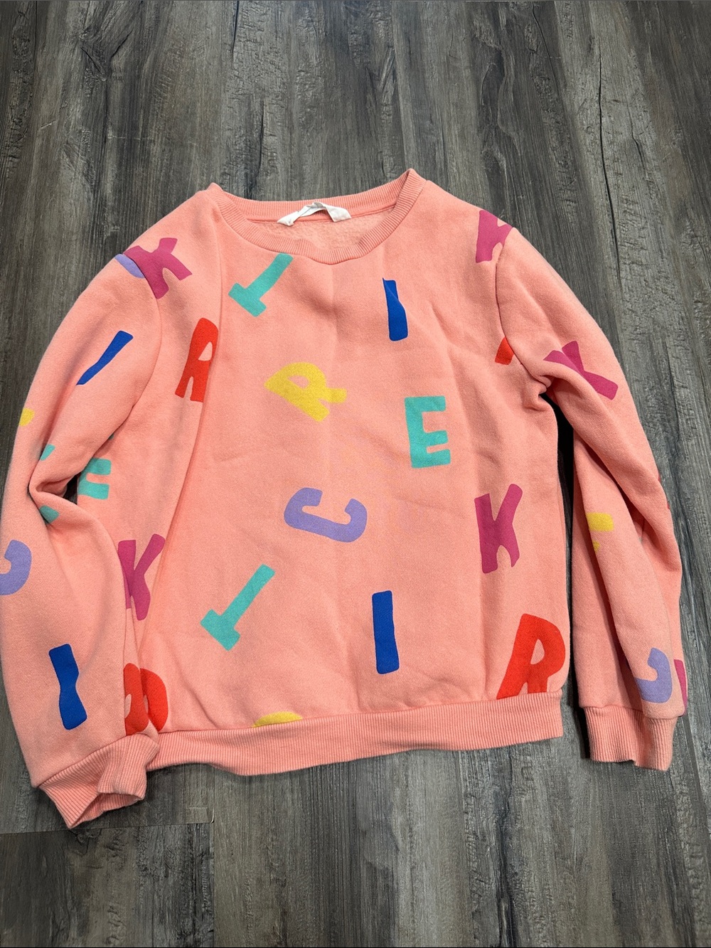 H&M Pink Crewneck Sweatshirt with Multicolor Letter Prints